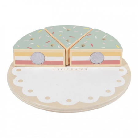 Gateau d\'anniversaire en bois